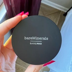 Bare Minerals powder foundation